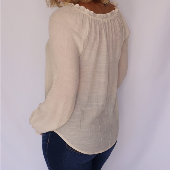 Ruffle Ivory Top - Picture 4 of 8